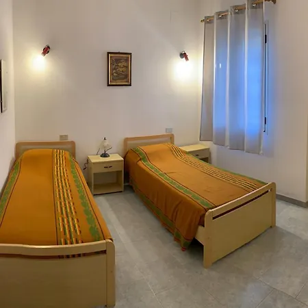 Casa Vacanza * Badesi