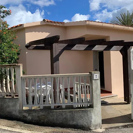 Casa Vacanza * Badesi